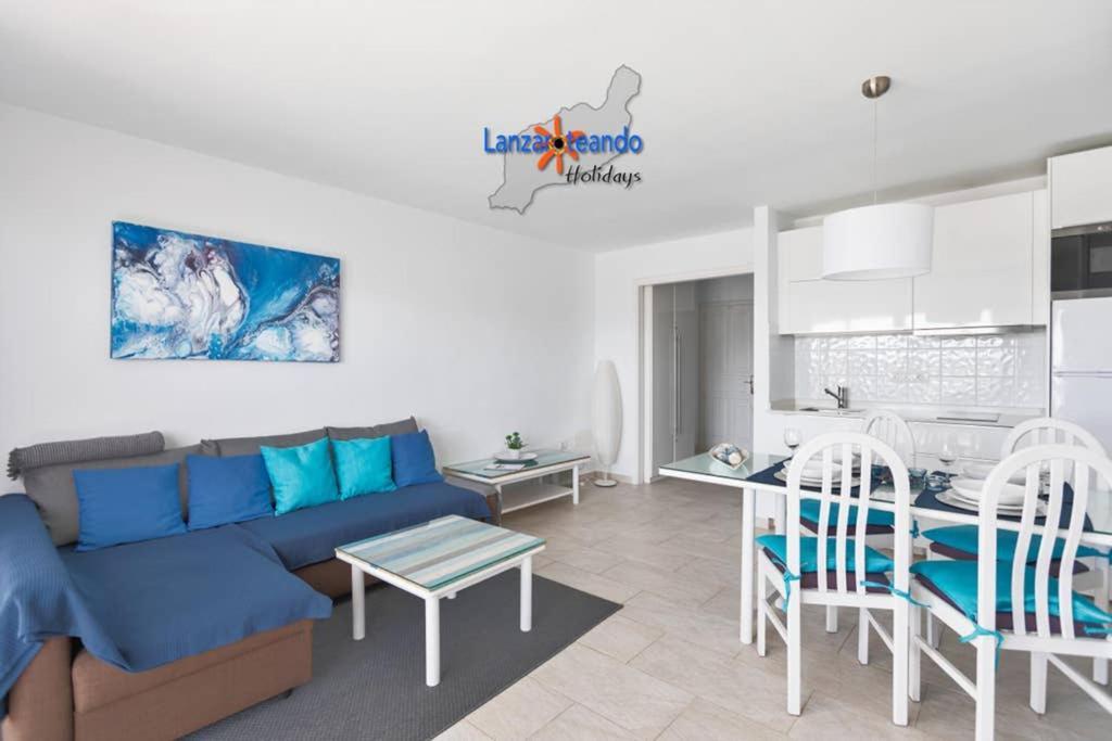 Vivienda Vacacional Ocean Pearl Costa Teguise Bagian luar foto