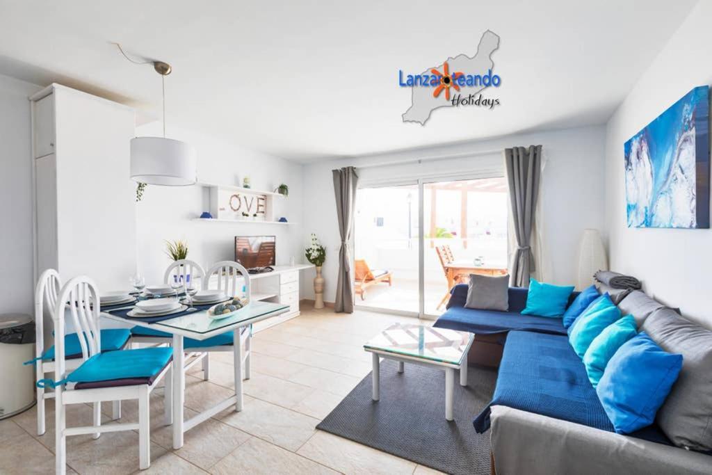 Vivienda Vacacional Ocean Pearl Costa Teguise Bagian luar foto