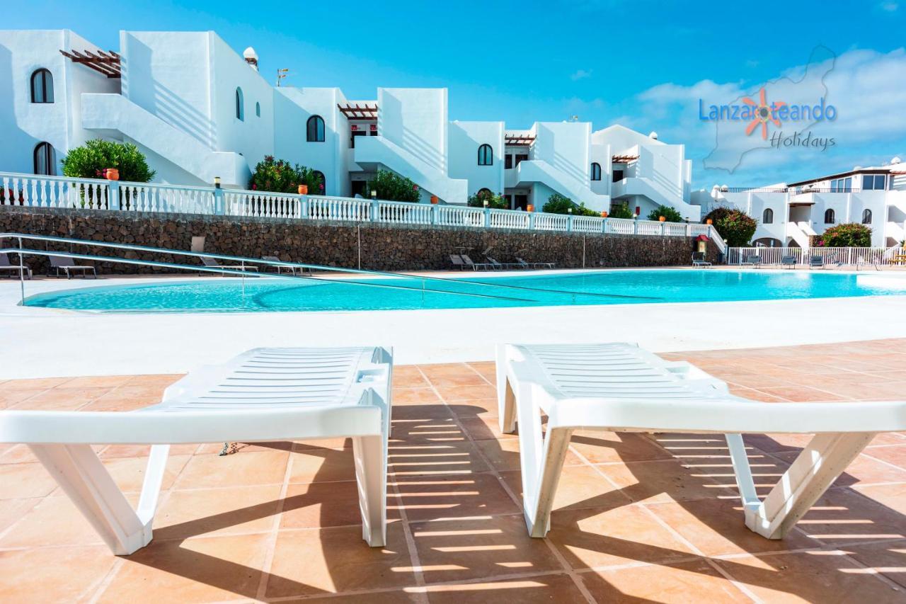 Vivienda Vacacional Ocean Pearl Costa Teguise Bagian luar foto