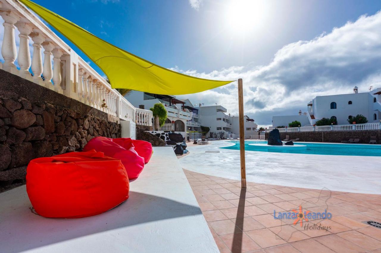 Vivienda Vacacional Ocean Pearl Costa Teguise Bagian luar foto