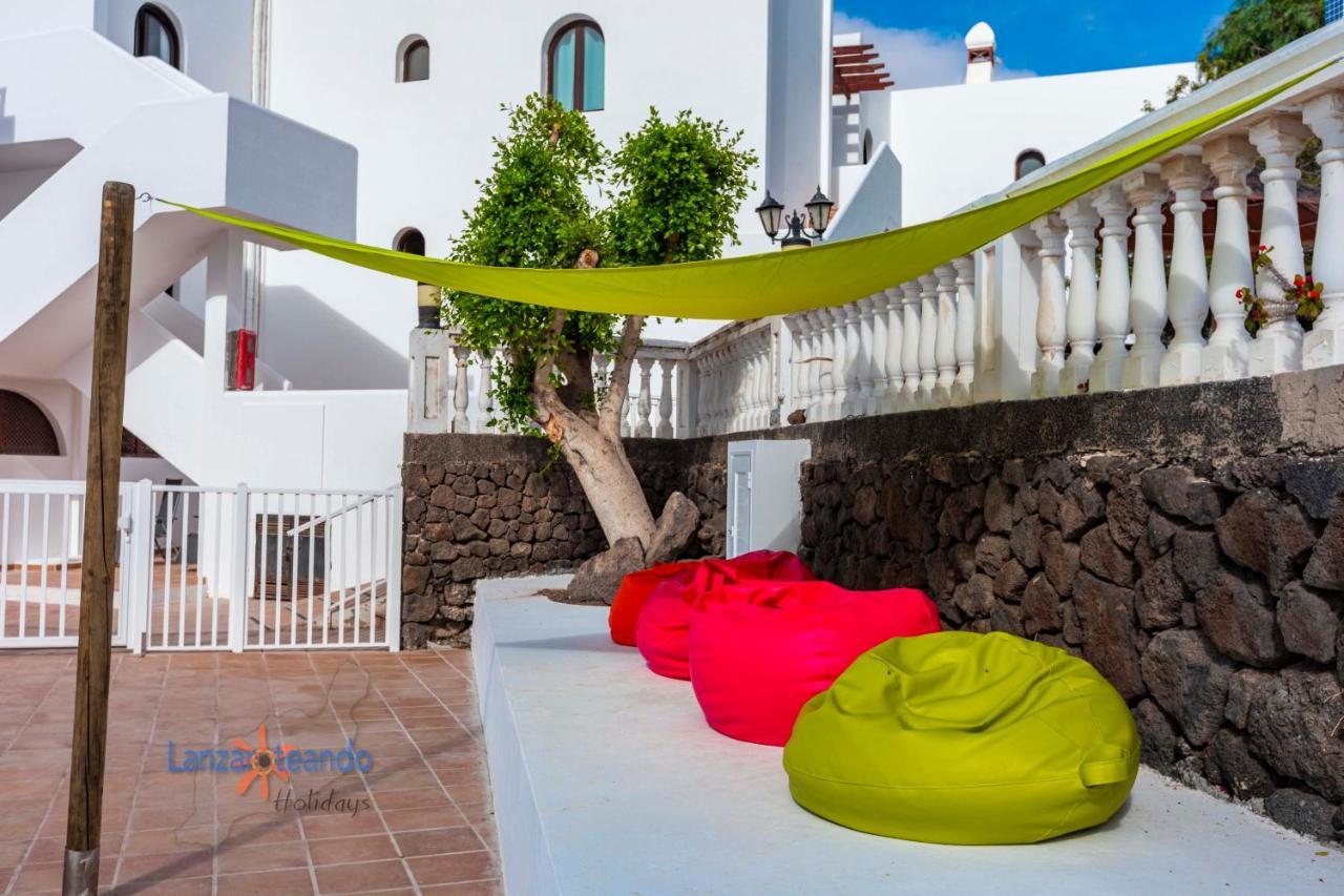 Vivienda Vacacional Ocean Pearl Costa Teguise Bagian luar foto