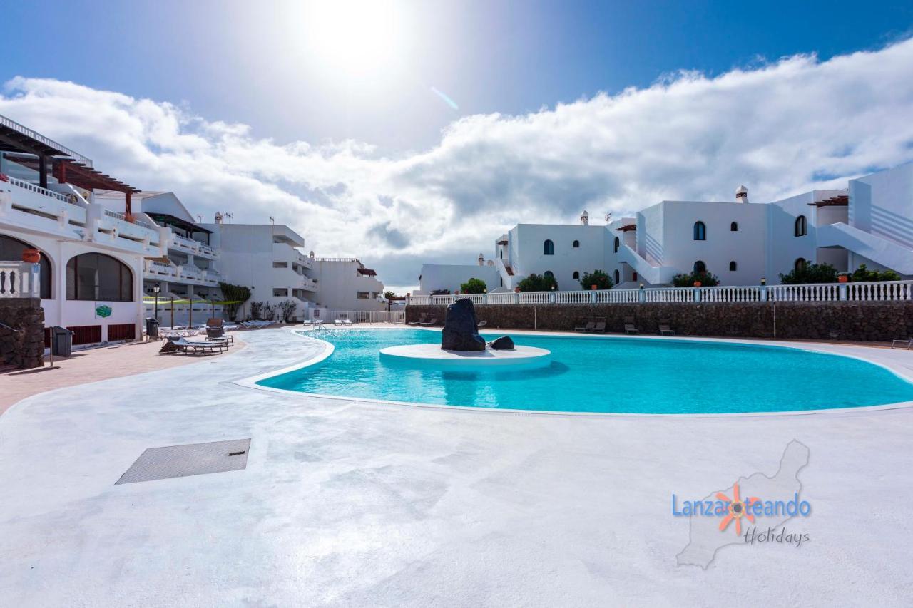 Vivienda Vacacional Ocean Pearl Costa Teguise Bagian luar foto